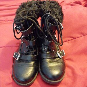 Michael kors youth boots size 2 authentic  style evie
